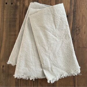 Hearth and Hand Magnolia Set of 4 Sage Green Linen Blend Napkins - Spring Decor